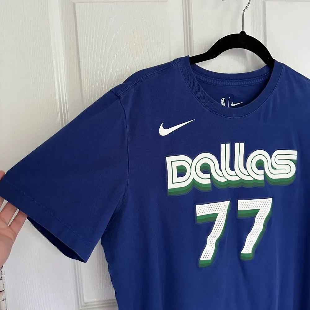 Nike NBA Dallas Mavericks Luka Doncic 22/23 City Edition Blue M Jersey T-Shirt